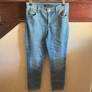 Bandolino Amy Classic Blue Jeans Women’s Size 4 Denim Casual Pants Every Day